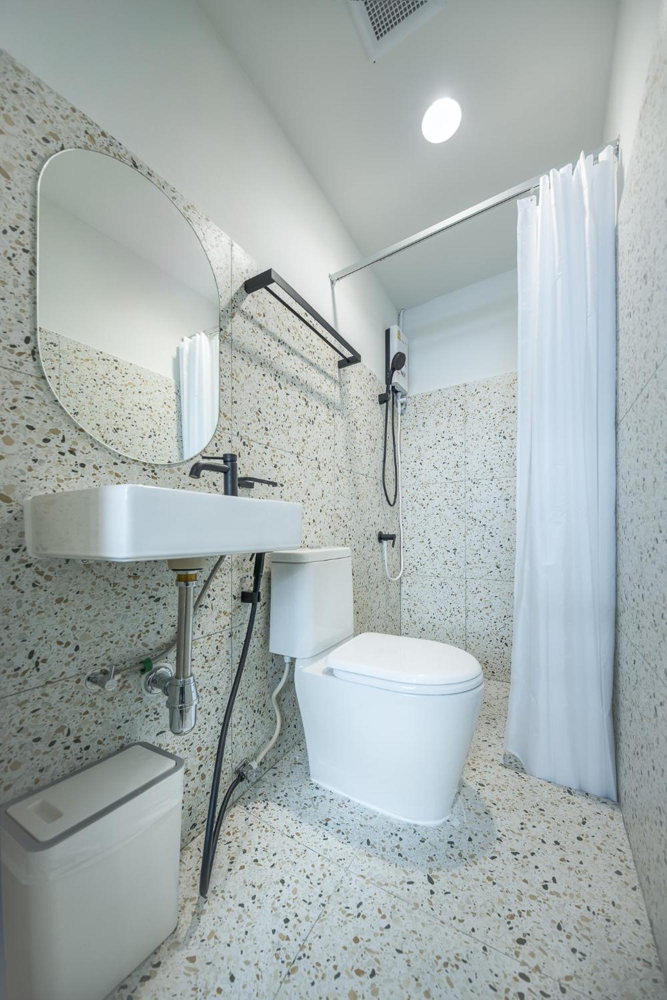 Platinum Premium Deluxe Apartments 방콕 외부 사진